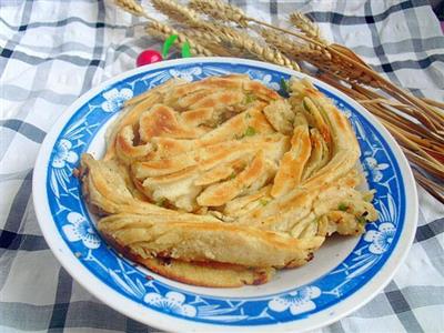 Onion oil cake