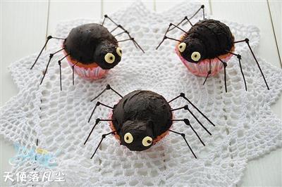 Halloween spider cup cake