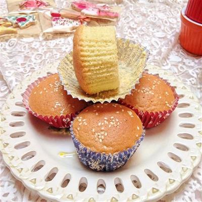 Old-fashioned crispy cakes without water or oil