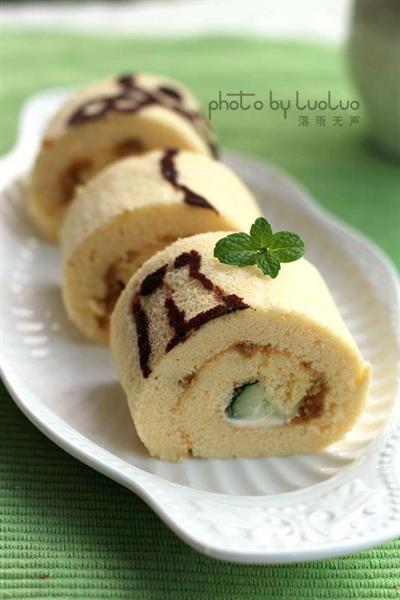 Salad cake rolls