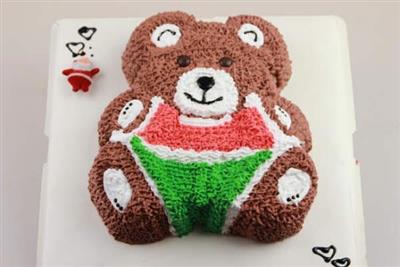 Baby bear cake