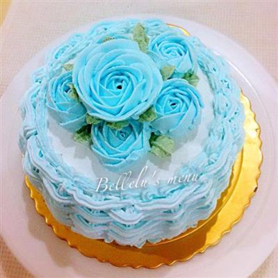 Blue and pink cream cake