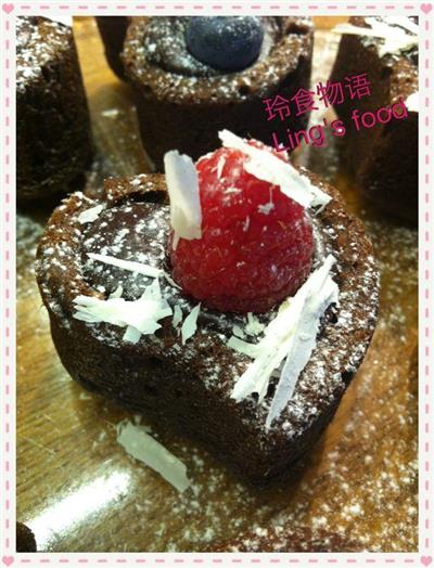 A miniature chocolate cake for Valentine's Day