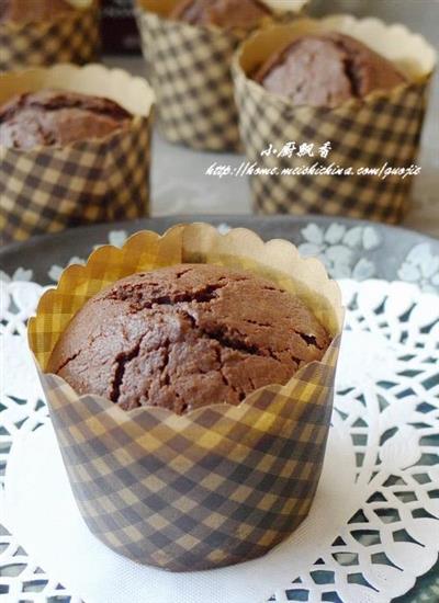 Chocolate paper cup cake