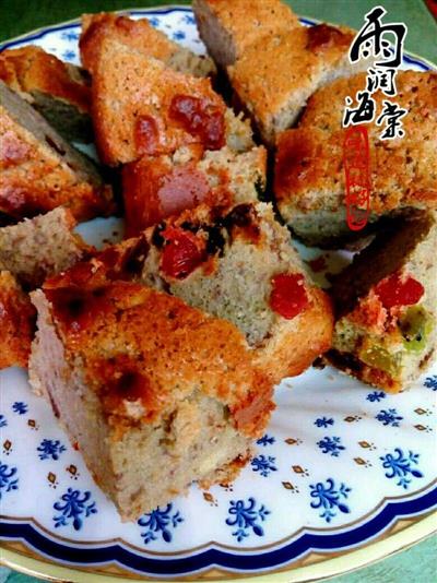 Cake with brandy seeds