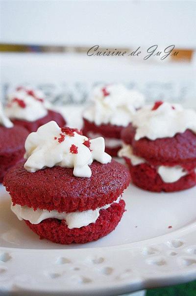 Red velvet cup cake