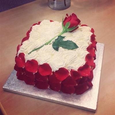 Valentine's day cake