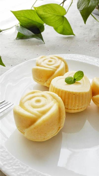 Flower steamed cake