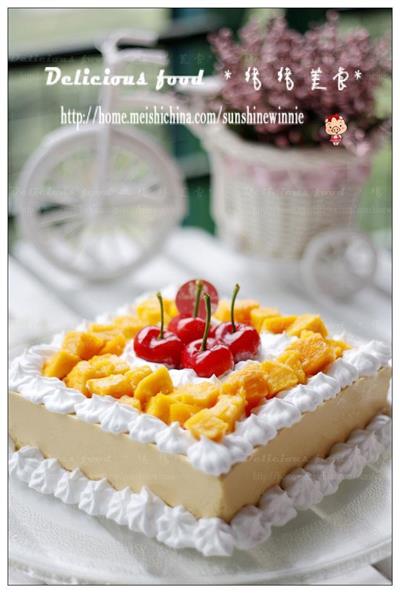 Mango mousse cake