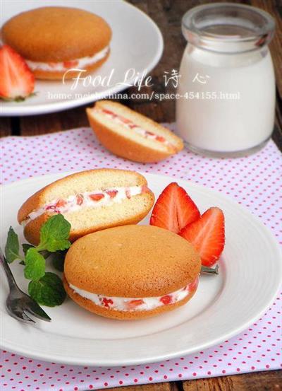 Strawberry mezclado pastel