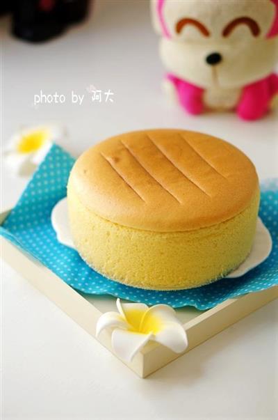 The golden sponge cake