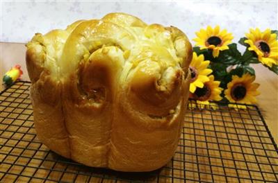 Apple yogurt bread