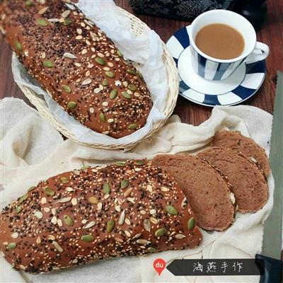 Chocolate high-fiber bread