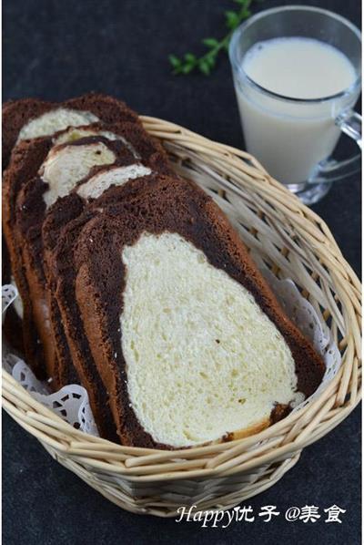 Chocolate cake toast