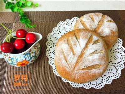 Black sesame seeds and whole wheat flour