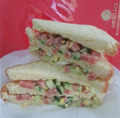 Ham and corn salad sandwiches