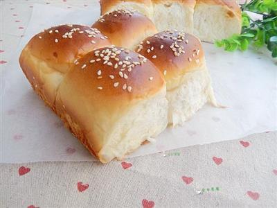 Light cream bread