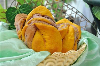 Pumpkin and potato sandwiches