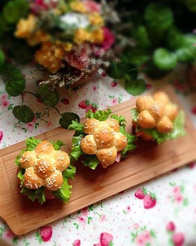 Mini flower hamburgers