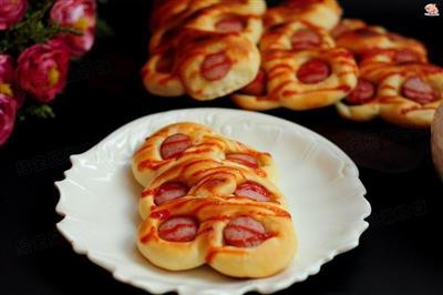 Potato hot dog bread