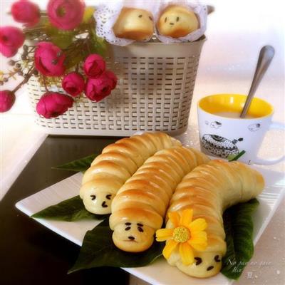 Souped caterpillar bread