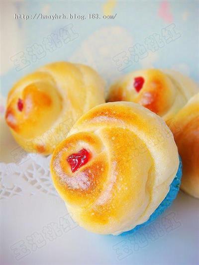 Rose bread