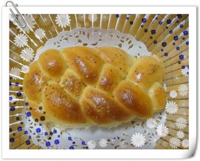 Corn and sesame bread