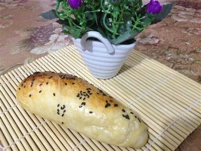 Fruit and cream bread