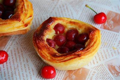 Cherry bread