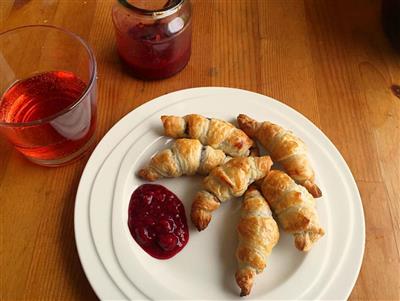 A quick mini chocolate and almond croissant