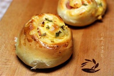 Bacon and cheese bread