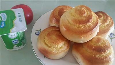 Coconut bread rolls