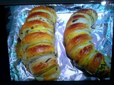 Cranberry caterpillar bread