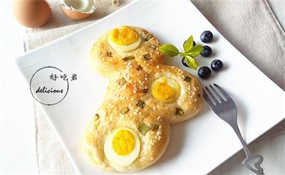 Sun eggs bread