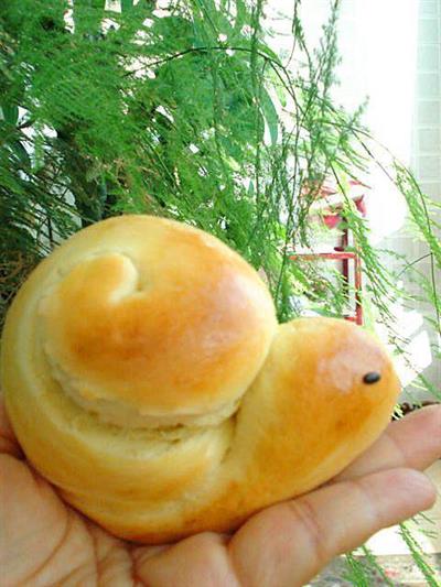 Snail bread