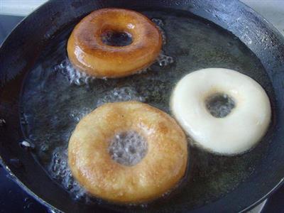 Fried bread rolls