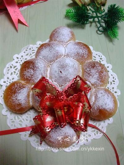 Christmas tree bread