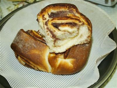 Red bean rolls