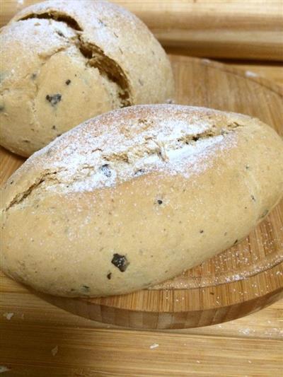 French black olive whole wheat bread