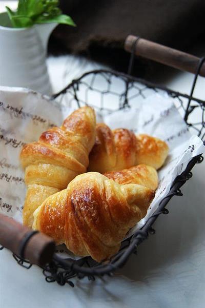 Danish cow horn bread