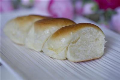 Cream bread