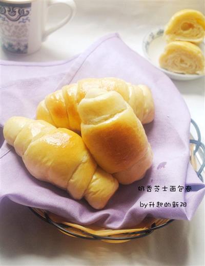 Cheese and bread rolls