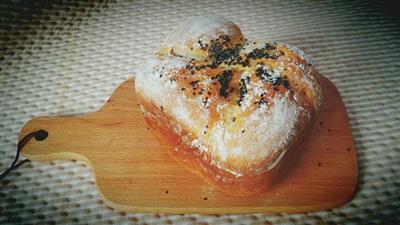 Bread machine version of whole wheat grape bread