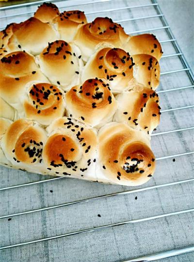 Flower bread