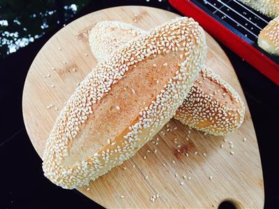 Whole wheat sesame seeds