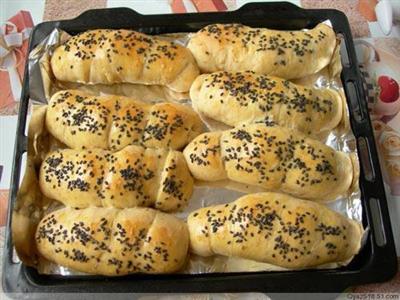 Whole wheat hot dog rolls