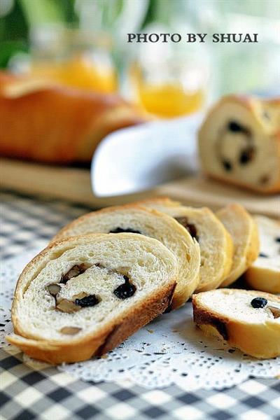 Hard beer bread