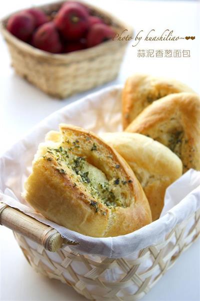 Garlic and onion bread