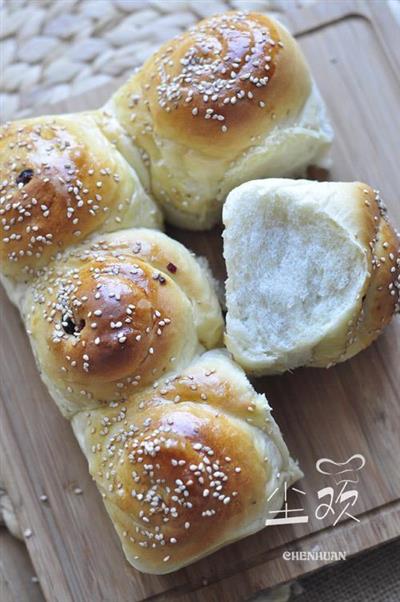 A small meal pack of cranberry sesame