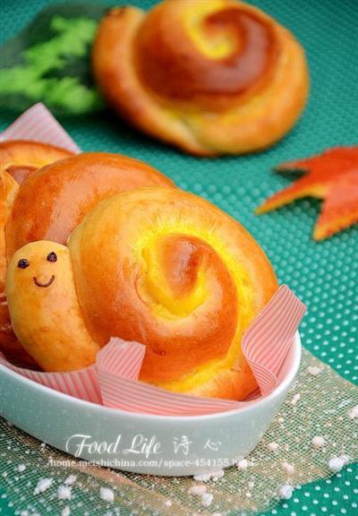 Snail bread